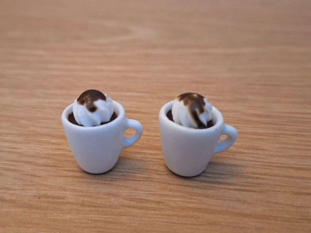 Case e mobili per bambole: Handmade 2 Kaffee Tassen keramik – Nuovo (secondo la descrizione) da Zürich venduto da HandmadeTinyFood 1