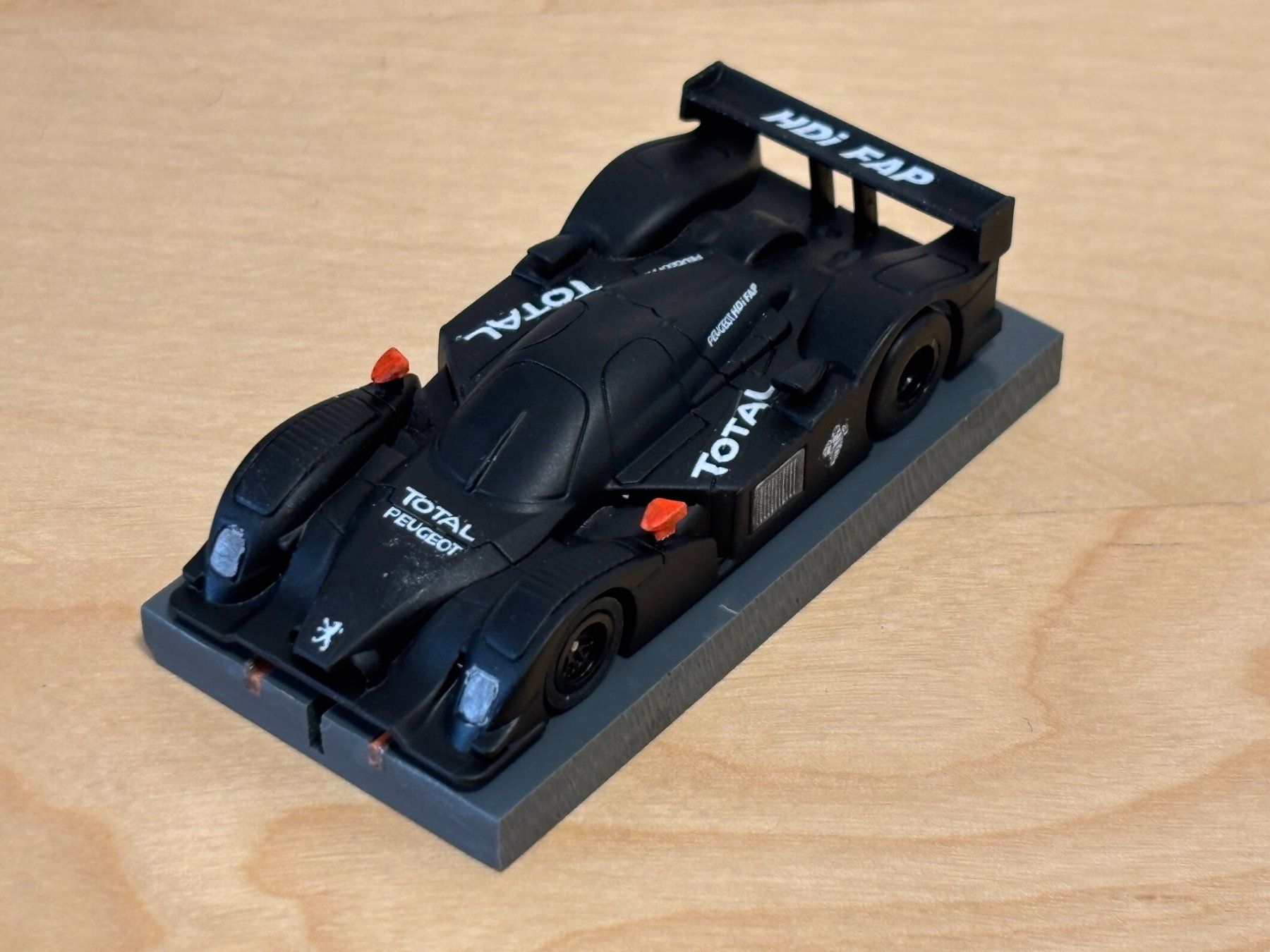 Rennbahnen: Custom AFX Racing Peugeot 908 HDi "Test Black" Version – Neu und originalverpackt aus Bülach von h0slotch