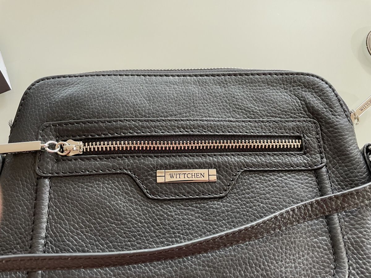 Taschen: Schwarze Ledertasche, Wittchen 26 x 19 cm – Neu und originalverpackt aus Ebikon von elischka