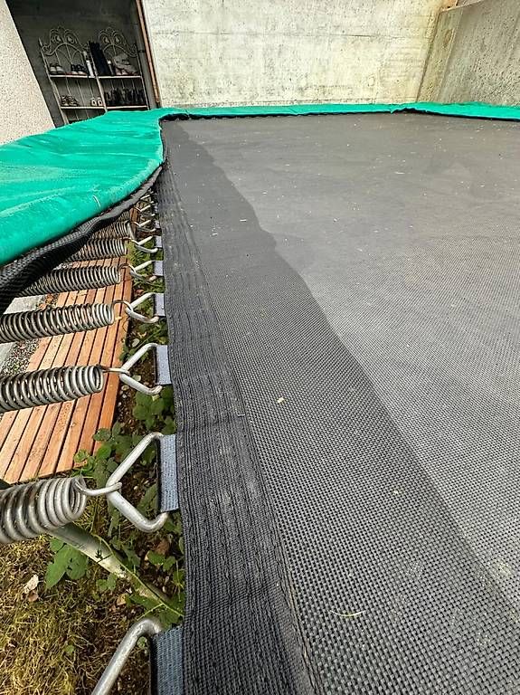 Trampoline: superfun Trampolin – Gebraucht aus Liestal von reguswiss 2