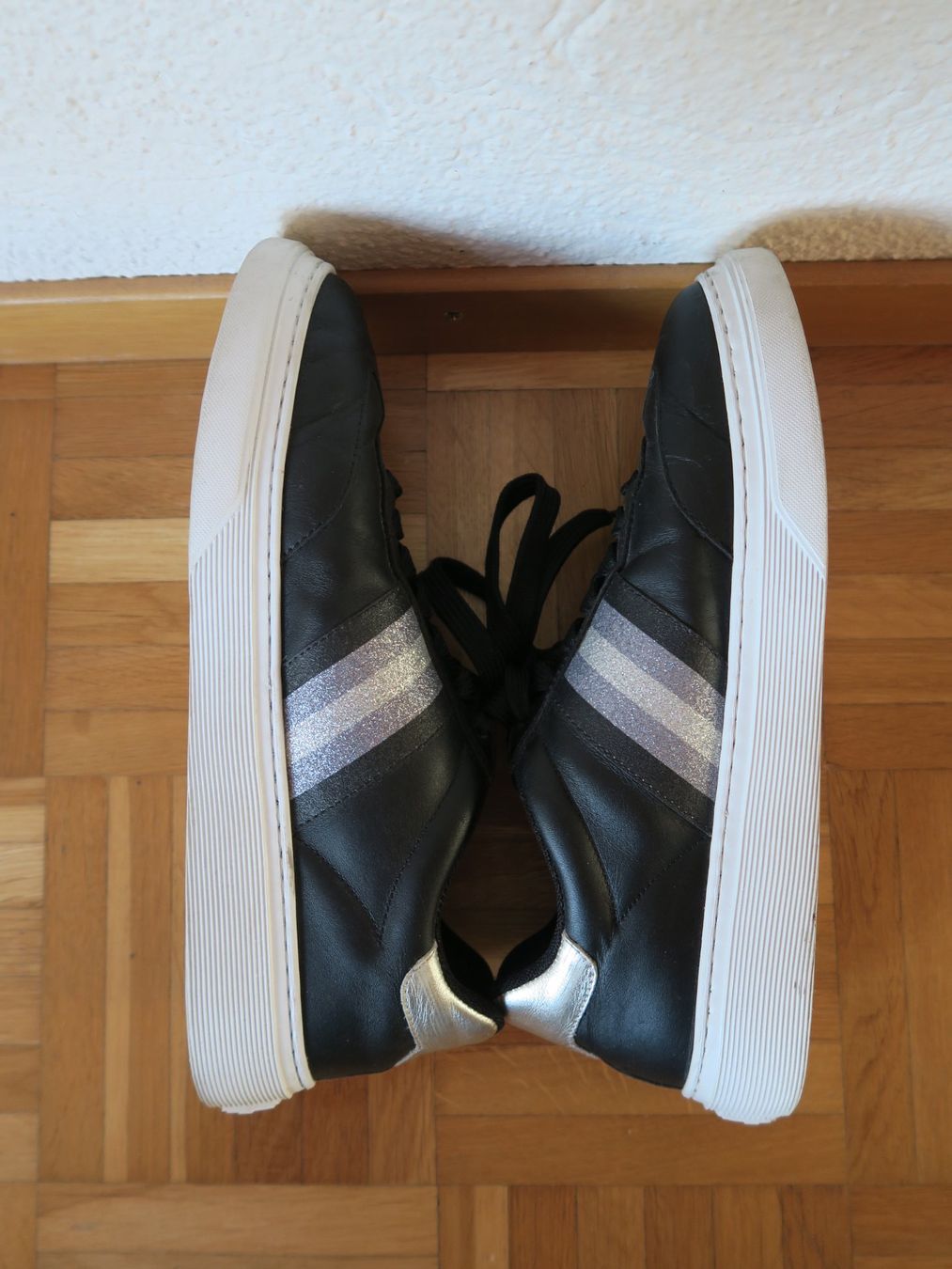 Hogan Scarpe da donna: Schuhe Hogan - schwarz Leder Gr. 38.5 - wie neu! – Nuovo (secondo la descrizione) da Siebnen venduto da MarenSchweiz 2