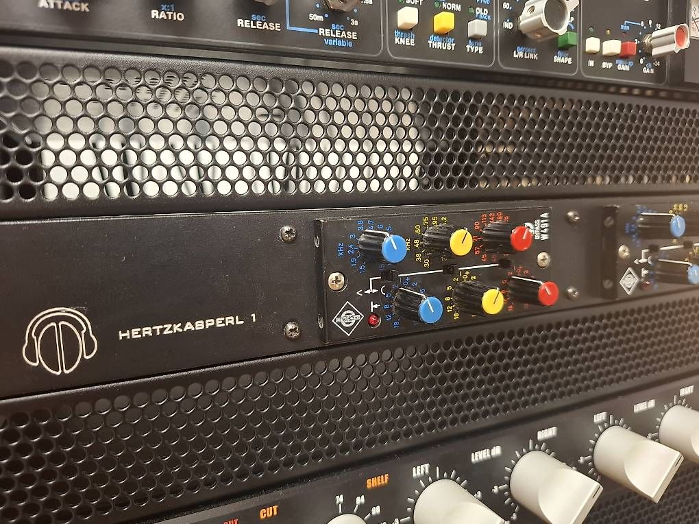 Equalizzatori: Neumann w491A fully racked – Usato da Port venduto da Sinusgenerator 2