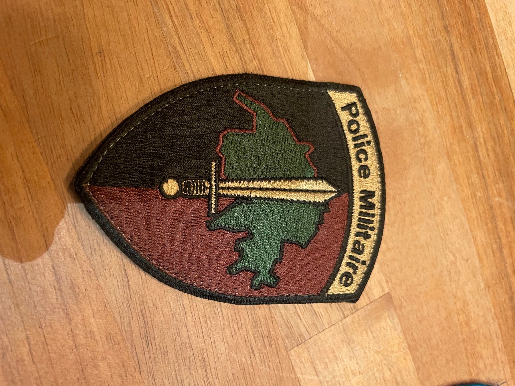 Schweizer Armee Toppe: klett Police militaire – Usato da Oberiberg venduto da reimet