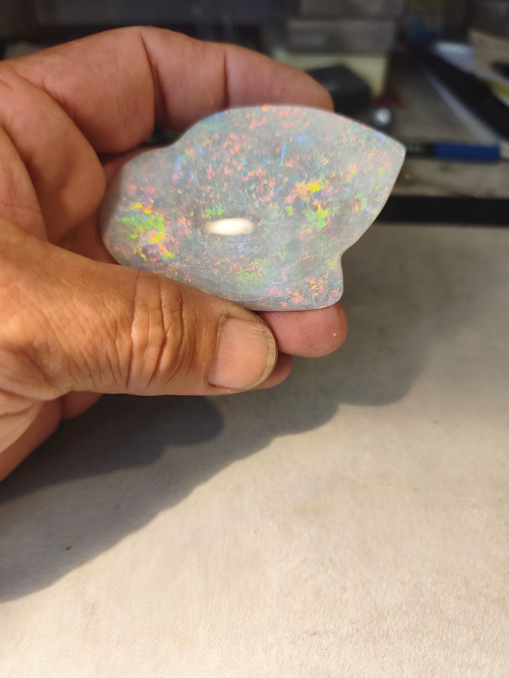 Pierres précieuses: Opal, weiss, 130ct – Neuf (Voir description) à Dieterswil par Opal66 1