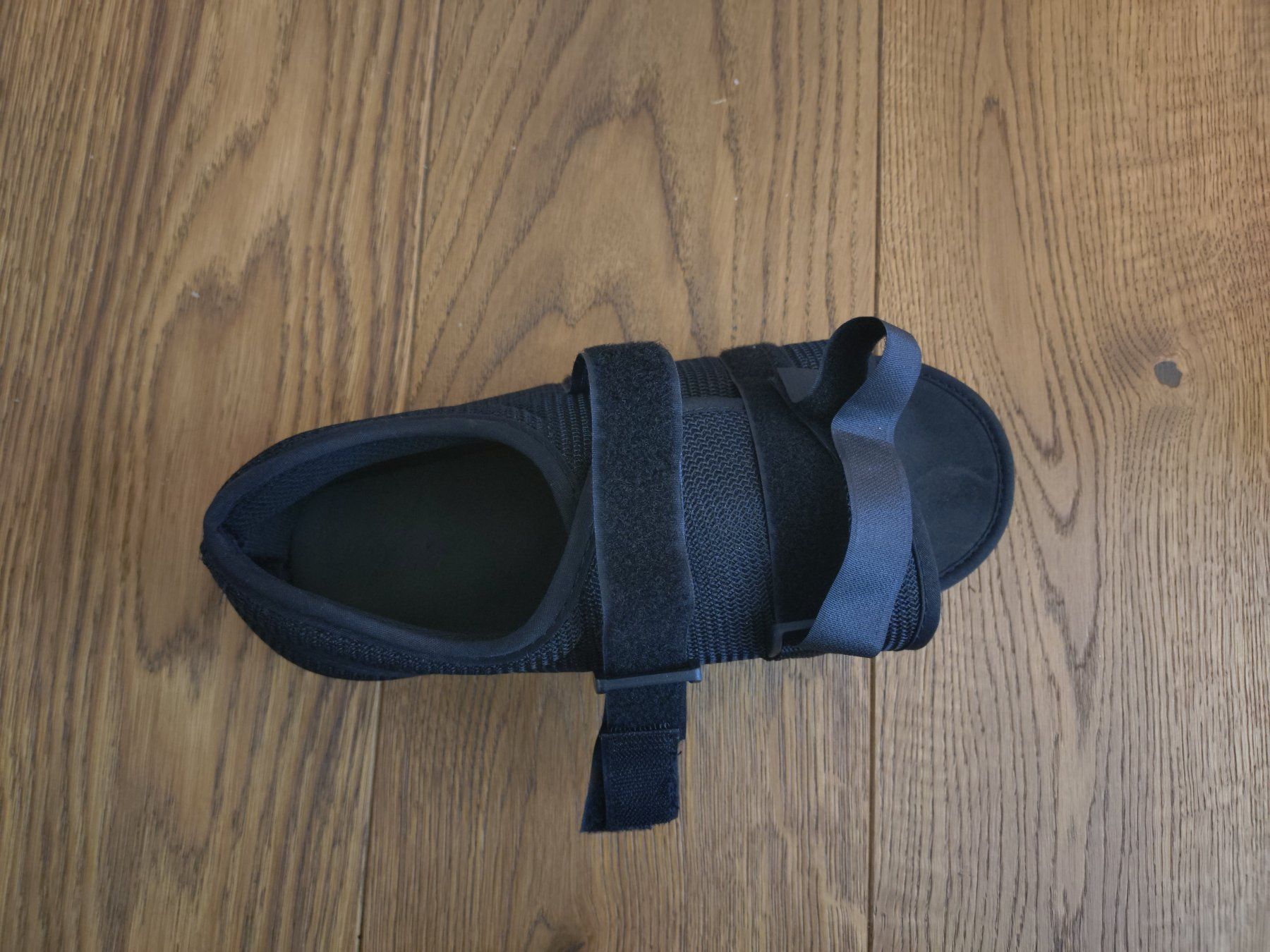 Scarpe da uomo: Orthopädischer Schuh / Verbandsschuh – Usato da Horw venduto da eli_t5dc