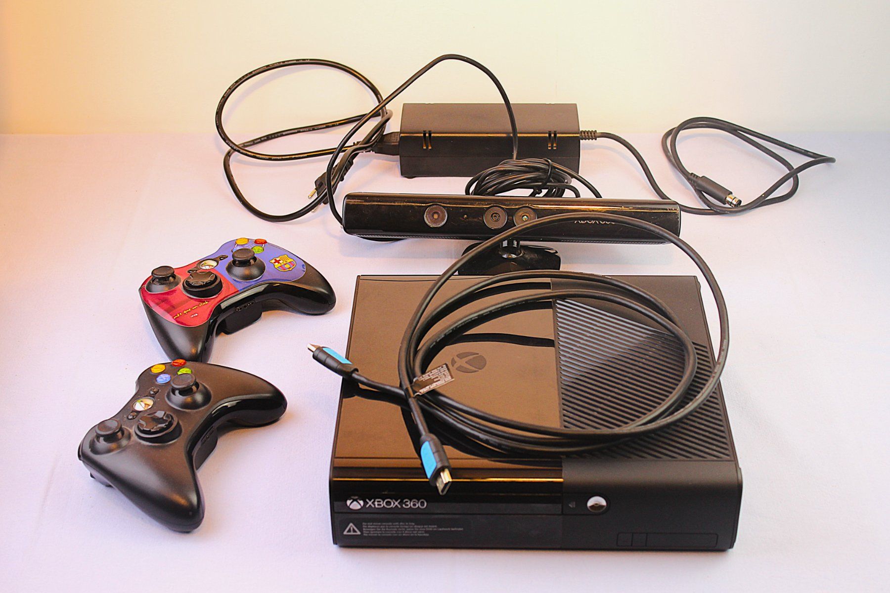 Microsoft Console: XBOX 360E 250GB + Kinect + 2 Spiele – Usato da Reinach BL venduto da bk_brockireinach 1