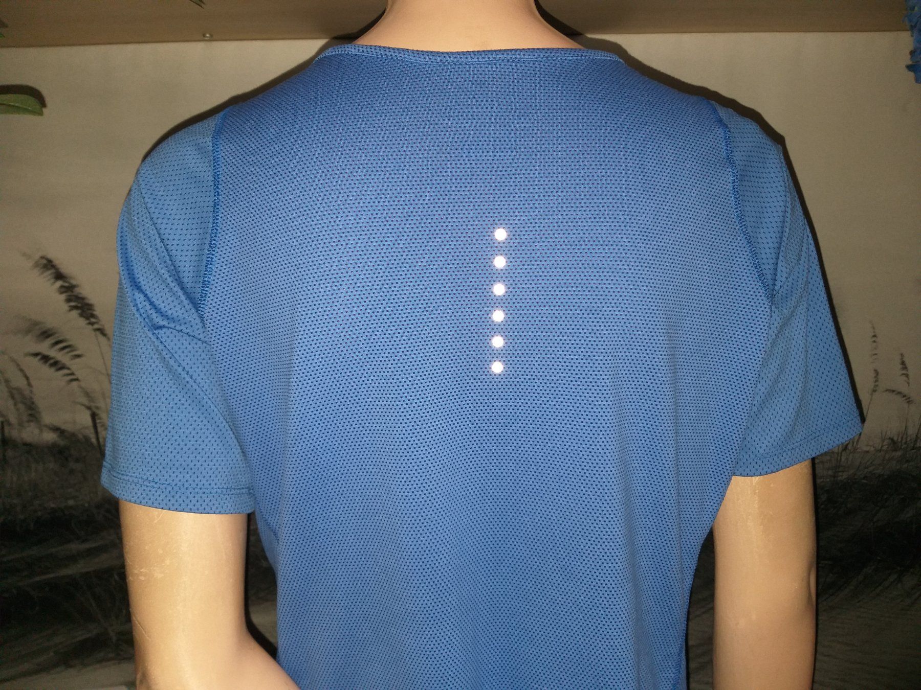Nike T-shirt: Shirt NIKE    Taille / Grosse L – Usato da Cossonay-ville venduto da Super-Price-Quality 8