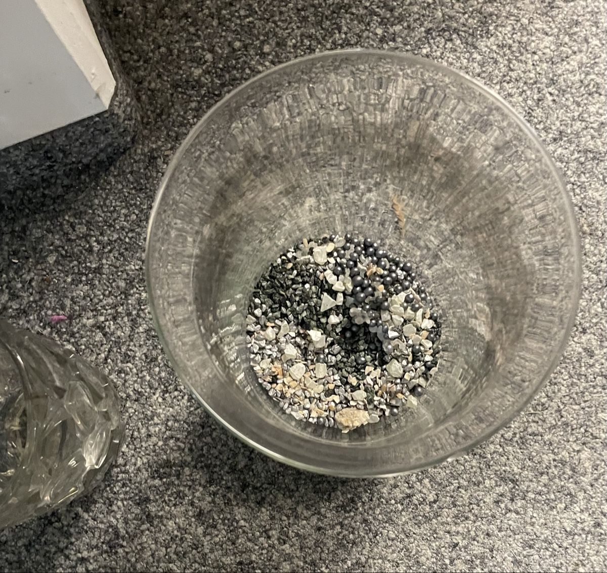 Gläser: Glasvasen Set 2 Stk. Glas klar Glas mit Steinen. – Gebraucht aus Au ZH von Jaggy4 2