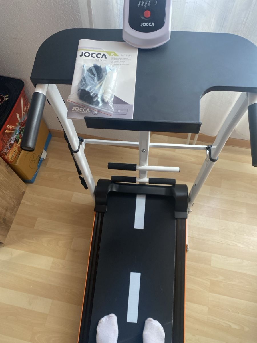 Hometrainer: Jocca treadmill with display perfect condition – Usato da Tavannes venduto da nih_tq6v 2