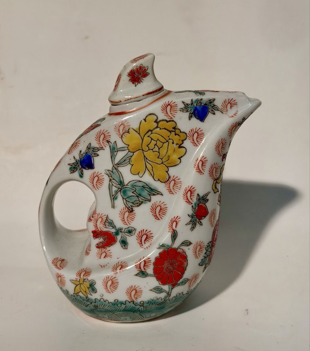 Teiere: Vintage Japanese Ceramic Sauce/Tea Pitcher – Usato da Lausanne venduto da vas_mbk2