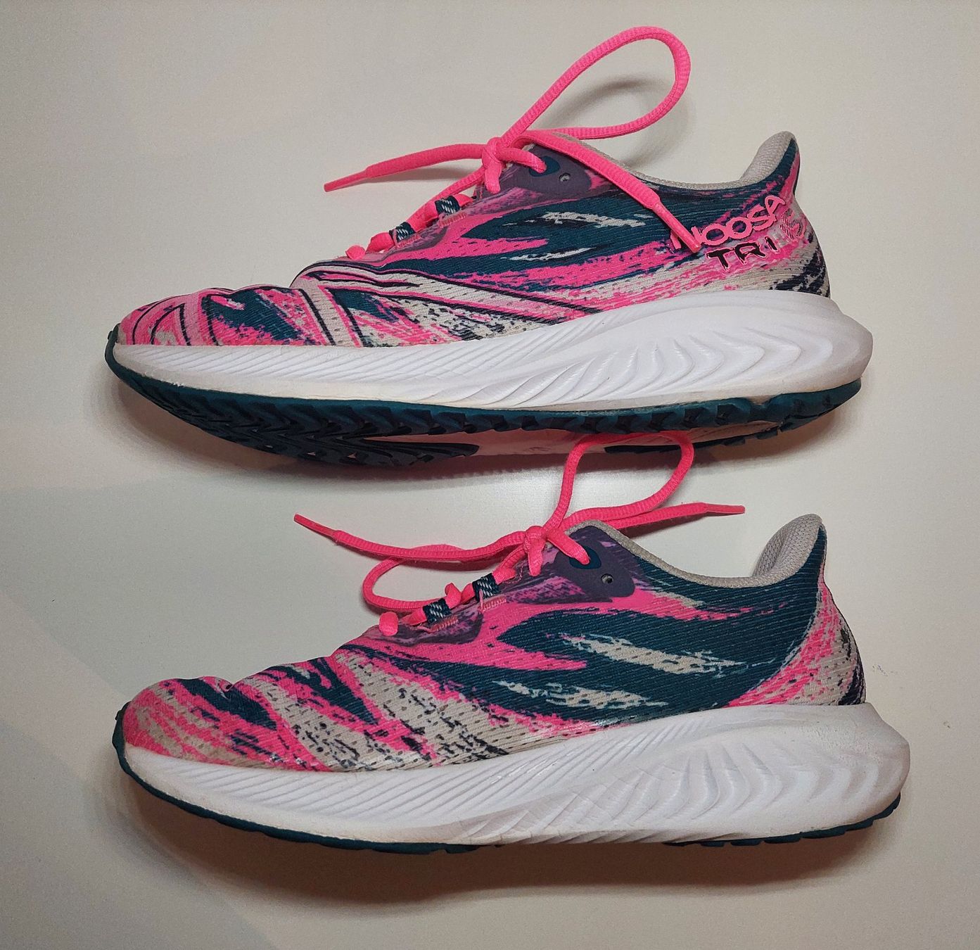 Asics Scarpe per ragazze: Asics Laufschuh, Modell "Noosa", Gr. 38 – Usato da Liesberg Dorf venduto da FamilieBond007 3
