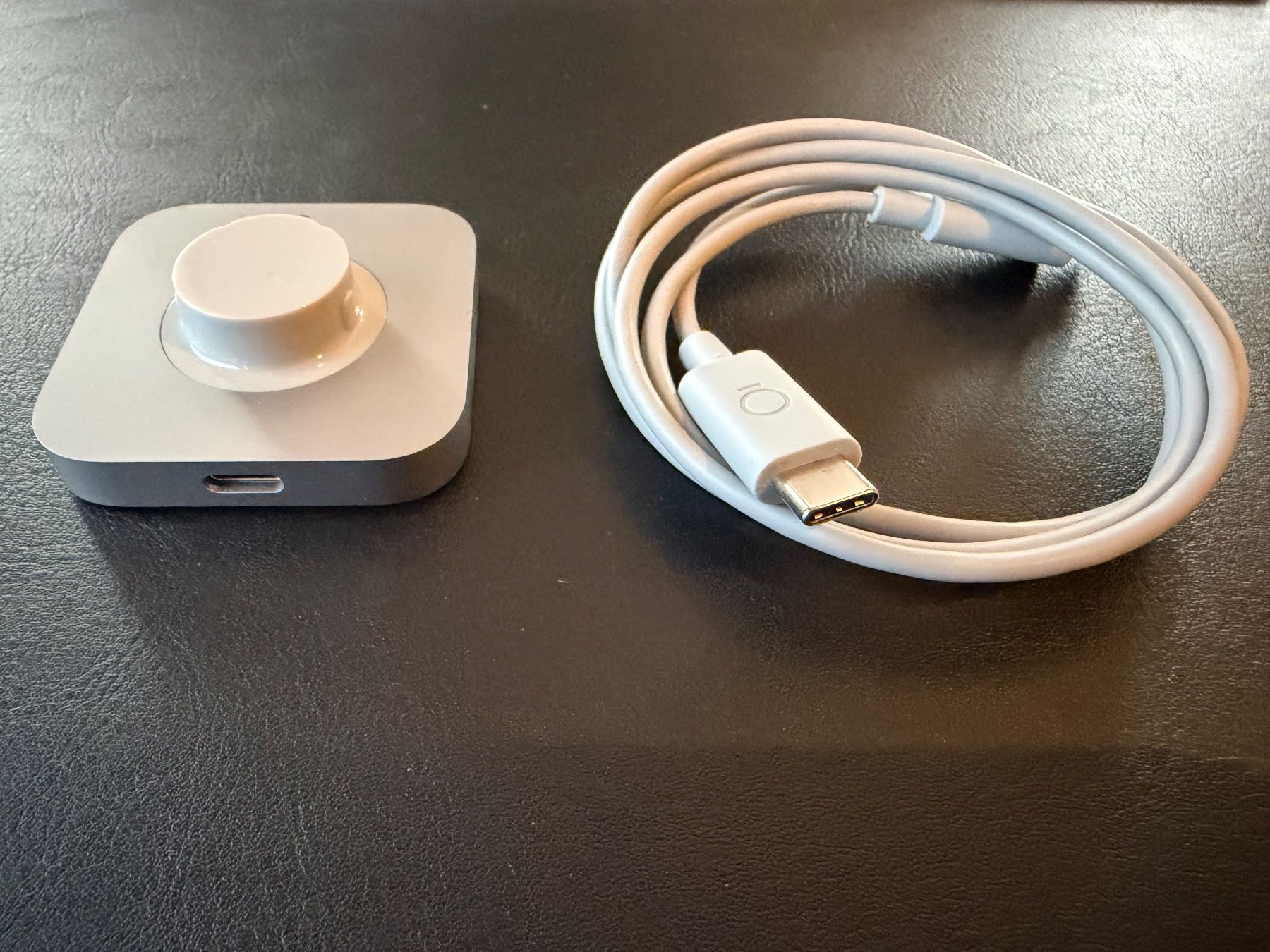 Oura Caricabatterie: Oura Ring 4 Ladegerät Gr. 12 inkl. Kabel – Usato da Horgen venduto da rei_8k7q