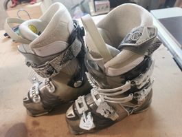 Skischuhe Atomic 24/24.5
