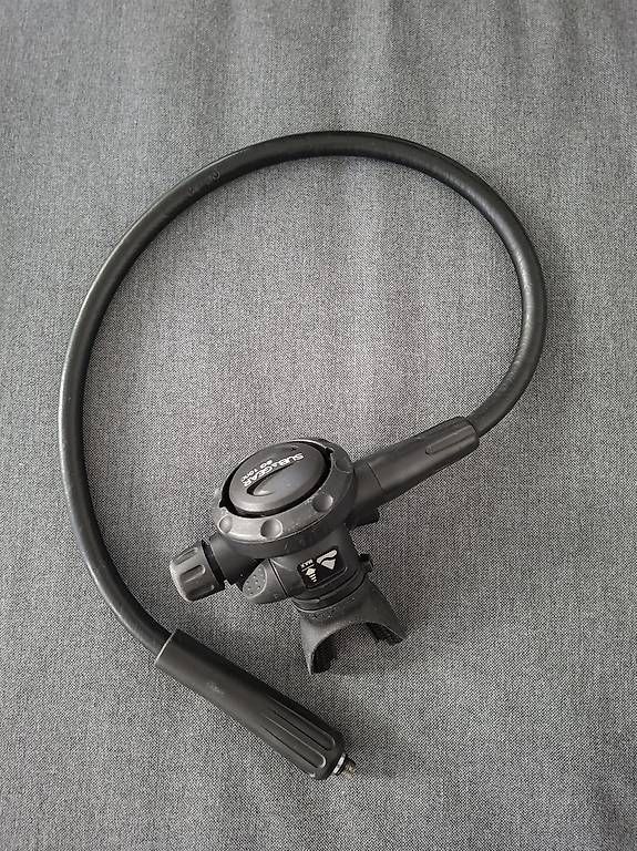 Respiratori & Giubbotti: Subgear SG1000 Atemregler – Usato da St. Gallen venduto da D122K122 2