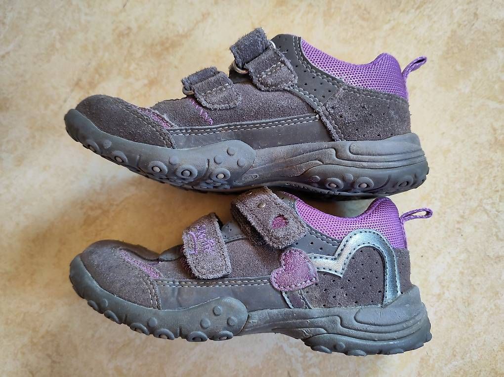 Chaussures filles: Schuhe Superfit Grösse 28 – D'occasion à Igis par Ricema 2