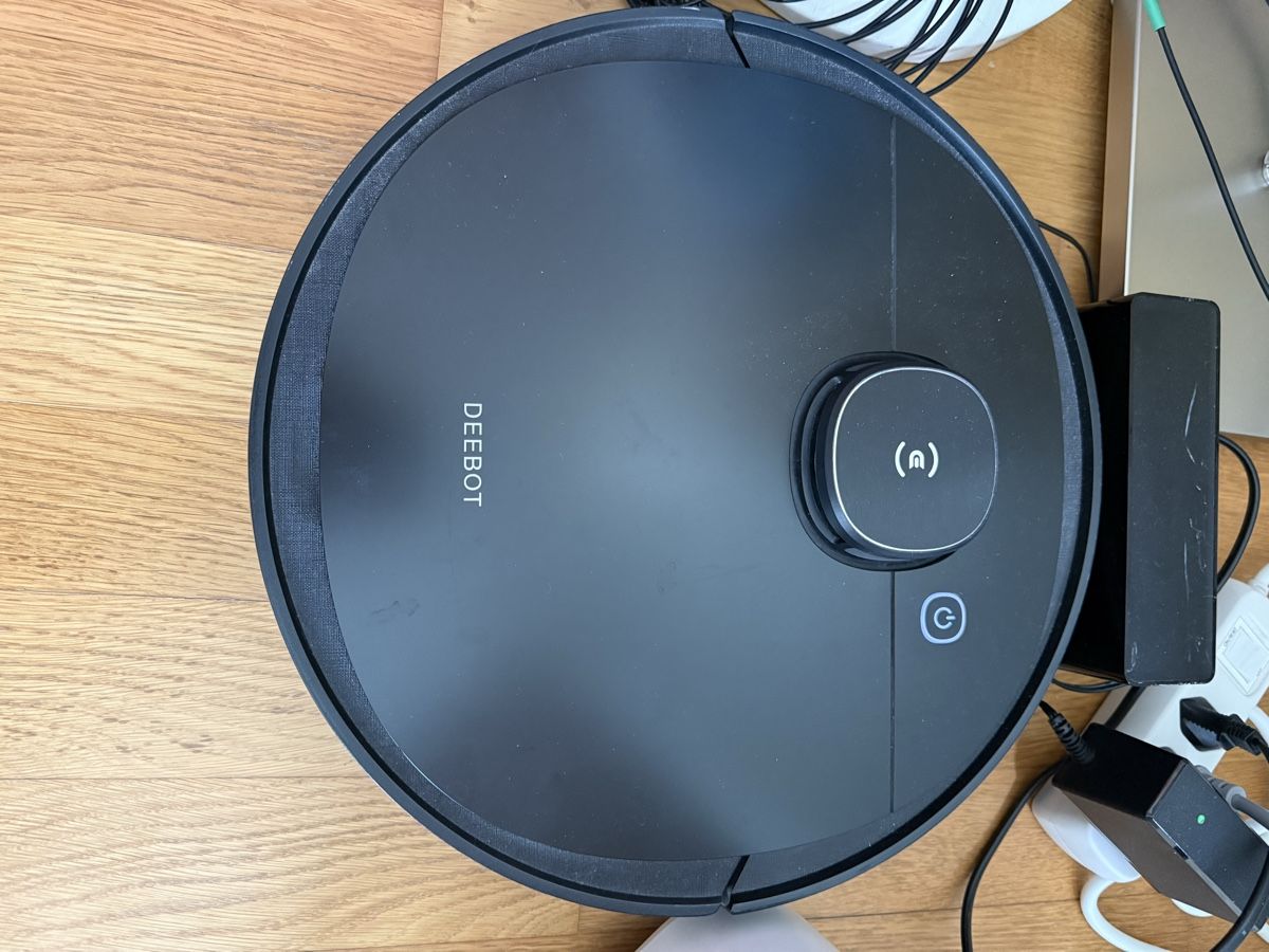 Ecovacs Aspirateurs & Accessoires: Saugroboter – Défectueux à Basel par ele_7fk5