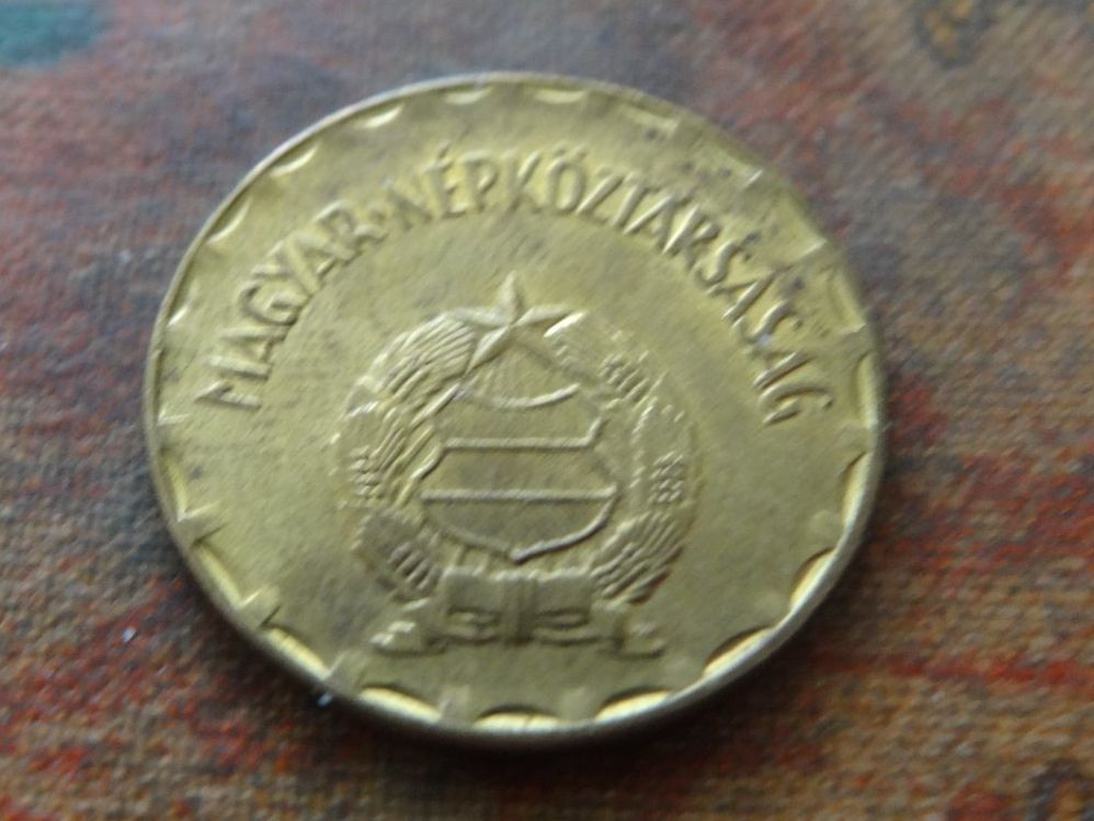 Tutti le monete: HONGRIE  2  Forint  1985 – Usato da Romanel-sur-Lausanne venduto da Swift13 1