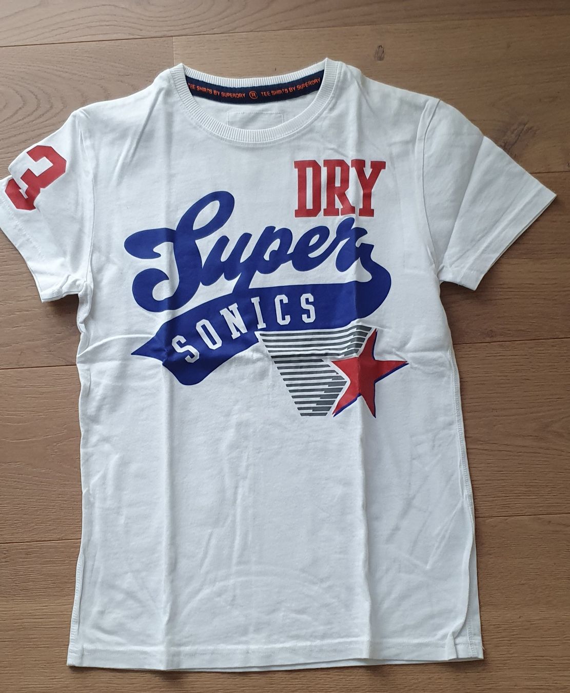 Superdry T-shirt: Superdry T-Shirt Gr S – Usato da Möriken AG venduto da mar_p8vr