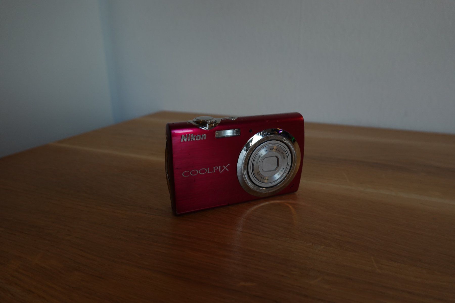 Nikon Fotocamera: Nikon Coolpix S230 - Rot – Usato da Fribourg venduto da mar_9vlt 3