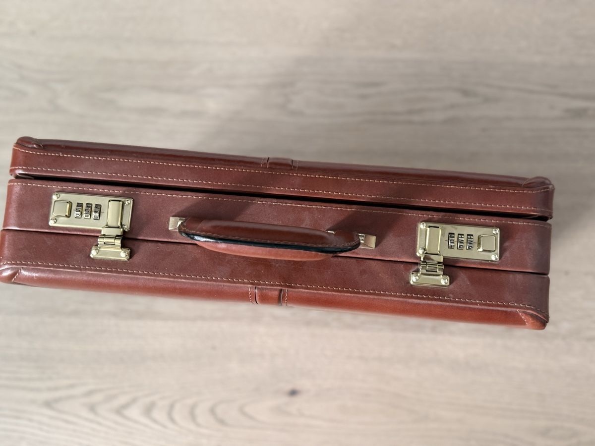 Koffer & Taschen: Aktenkoffer  – Gebraucht aus Berikon von Felbru 2