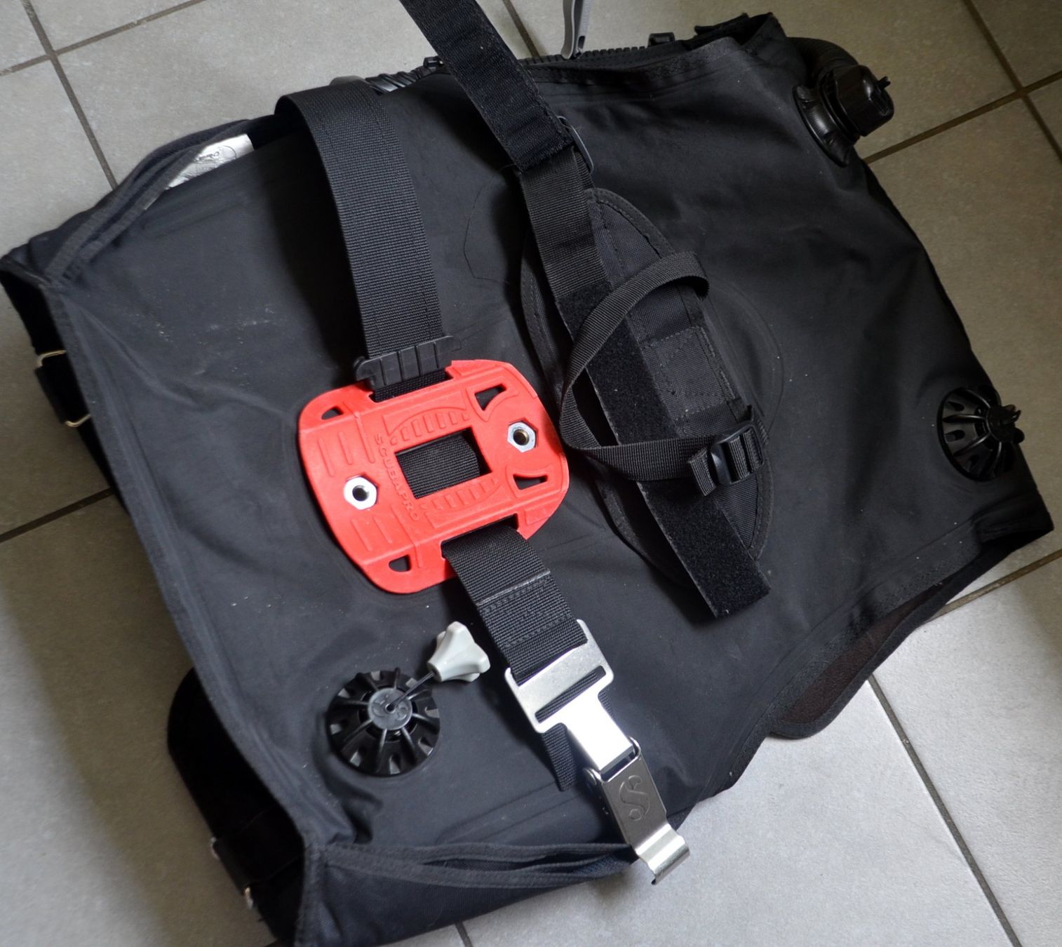 Scubapro Mute per immersioni: Tauchweste - Tarierjacket Scubapro gilet de plongée S/M – Usato da Collonges venduto da arashee 5
