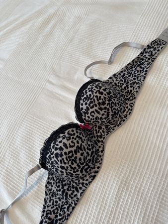 NEU***MARKEN BH Gr. S (36 B)***SEHR PREISWERT***