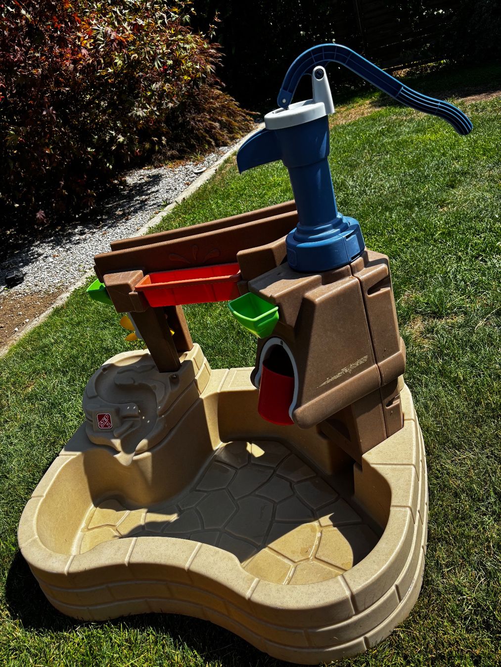 Spielzeuge: Step2 Wasserspieltisch Pump & Splash – Gebraucht aus Wolfwil von cha_da-sta 2