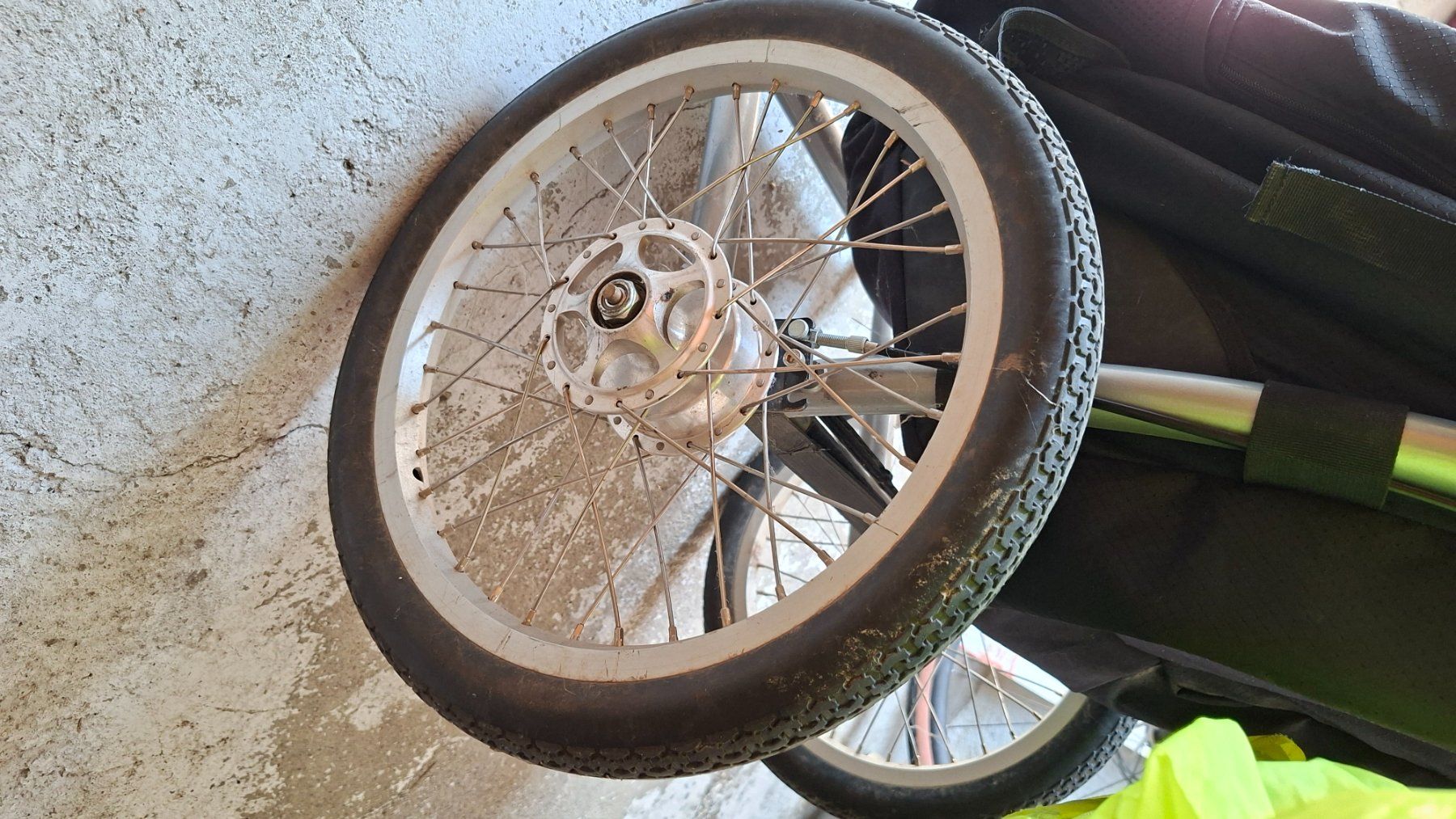 Rucksäcke: Chariot de marche Radical design – Gebraucht aus Savièse von byd_7lwq 3