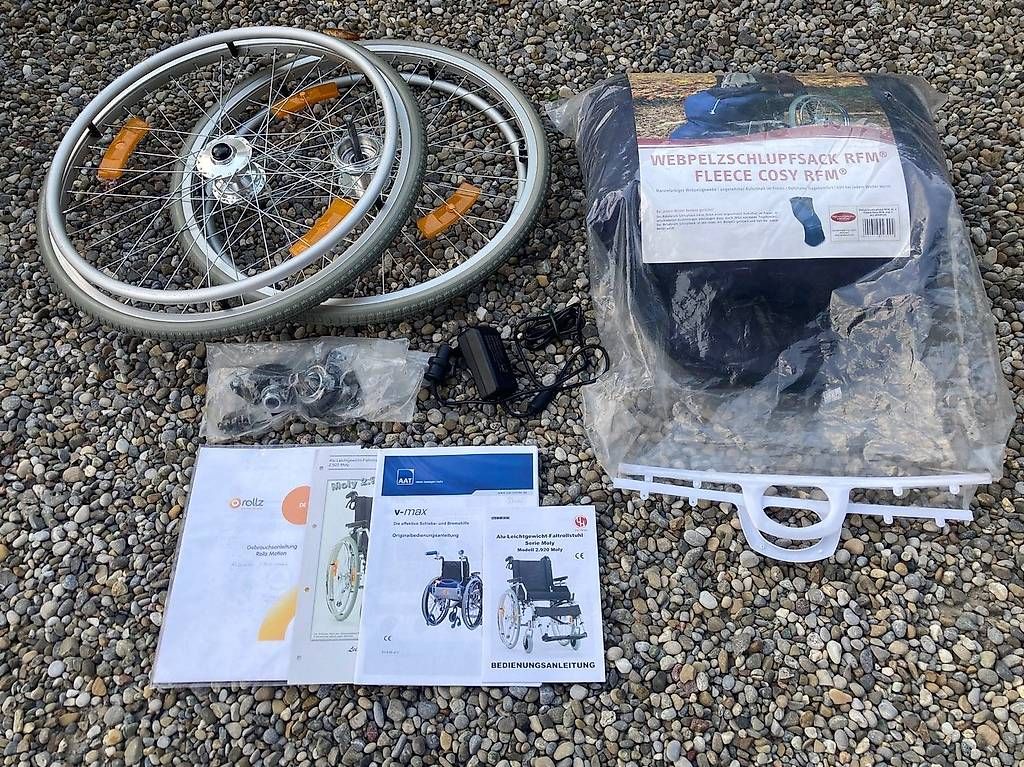 Sedie a rotelle: Rollstuhl mit Zusatzantrieb – Usato da Emmenbrücke venduto da winu.c 4