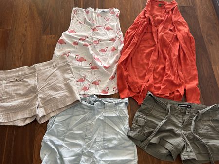 Sommer Set: Shorts und Tops, Grösse M/40, Top Zustand!