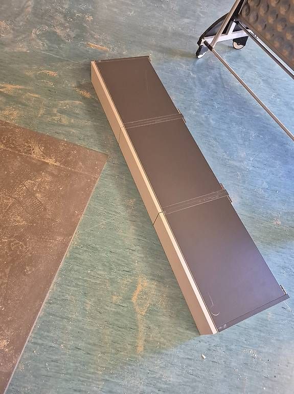 : neues Lowboard anthrazit – Nuovo (secondo la descrizione) da Bettwil venduto da romanbru 1
