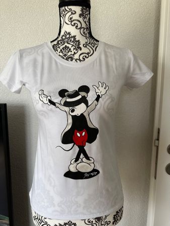 T-shirt hand made