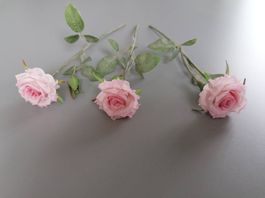 Rosen, Plastikrosen, Plastikblumen, Kunststoffblumen