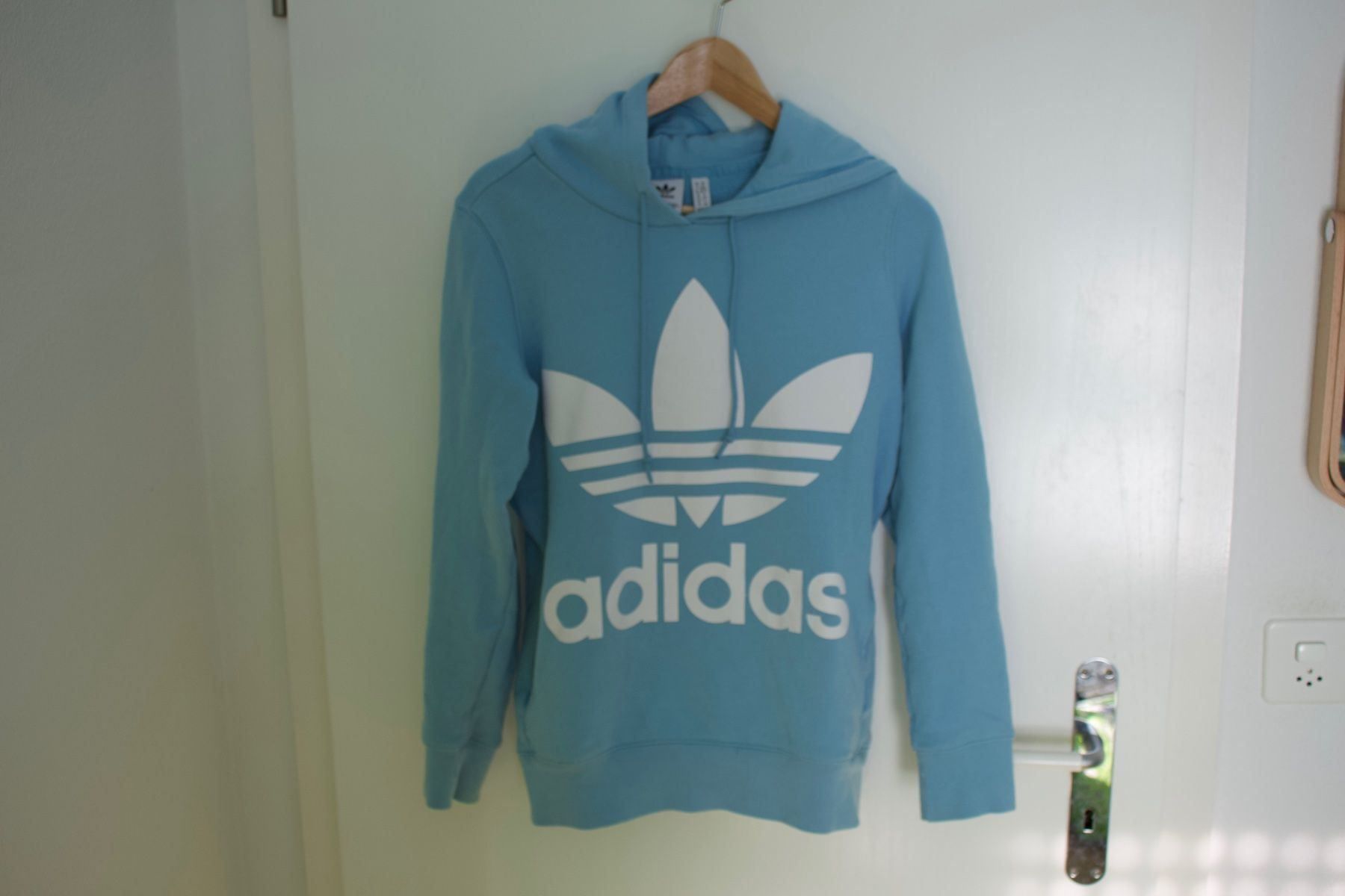 Adidas Pulls & Sweat-shirts: ADIDAS PULLOVER GRÖSSE 32 – D'occasion à ZUFIKON par SULMI01 7