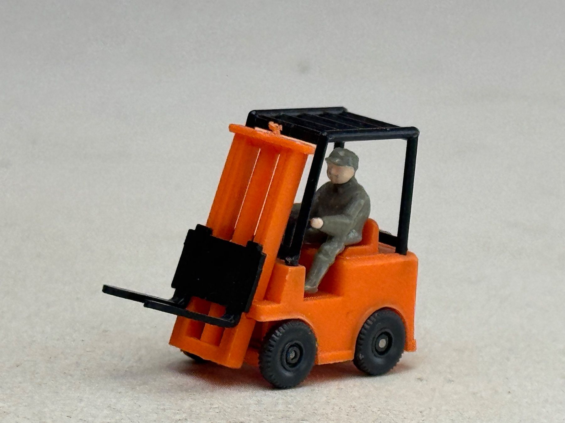 Wiking Modellautos: EB- Wiking Gabelstapler Still orange – Gebraucht aus Elm von Wikmtz