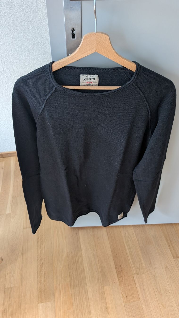 Maglioni & Felpe: Jack & Jones Herrenpullover, Grösse M, Schwarz – Usato da Zürich venduto da Andres_Schmutz