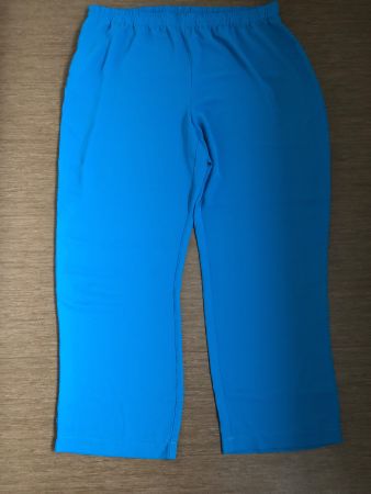 Hellblaue Sommerhose Grösse 48