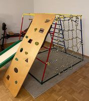 Gym intérieure pour les enfants 1-6 ans