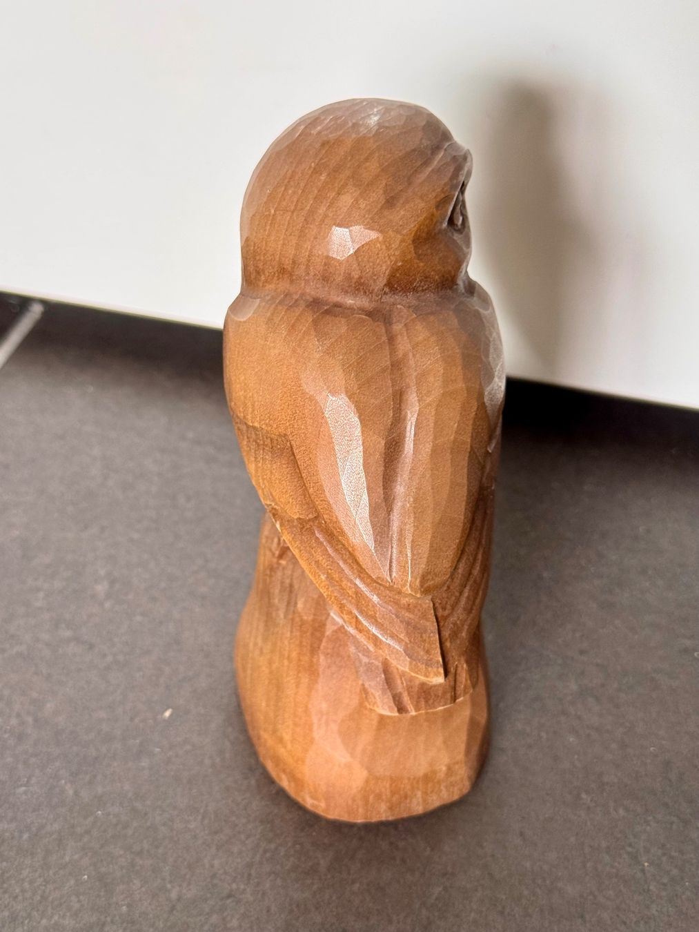 Figurines: Wunderschöne Holz Eule Brienzer Schnitzerei – D'occasion à Rothrist par Fondgruebe 2