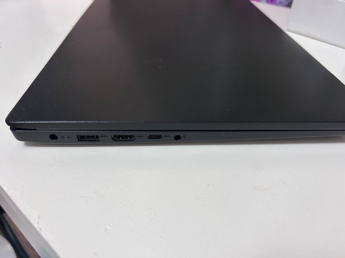 Lenovo Notebook: Ordinateur portable Lenovo – Usato da St-Barthélemy VD venduto da lap_tc5x 4