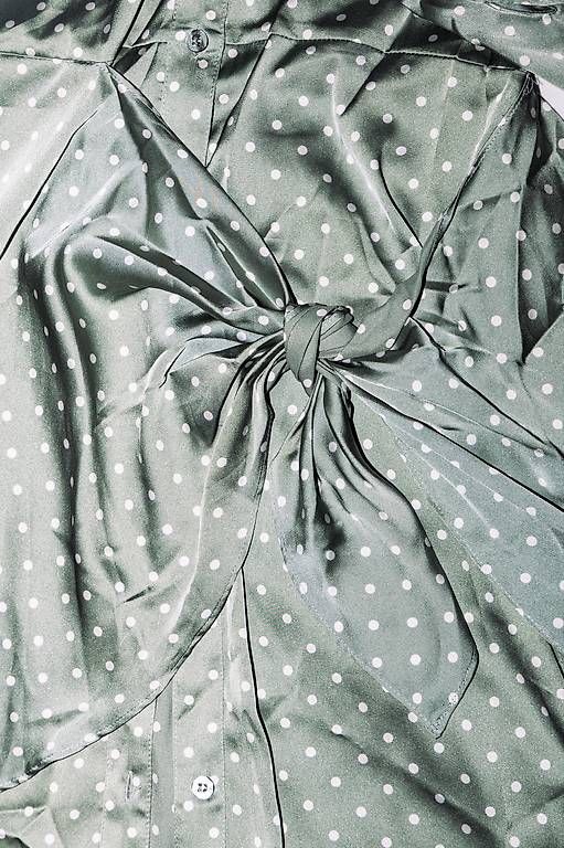 Vestiti: Guess Grünes Kleid – Usato da Dübendorf venduto da Leona.R 2