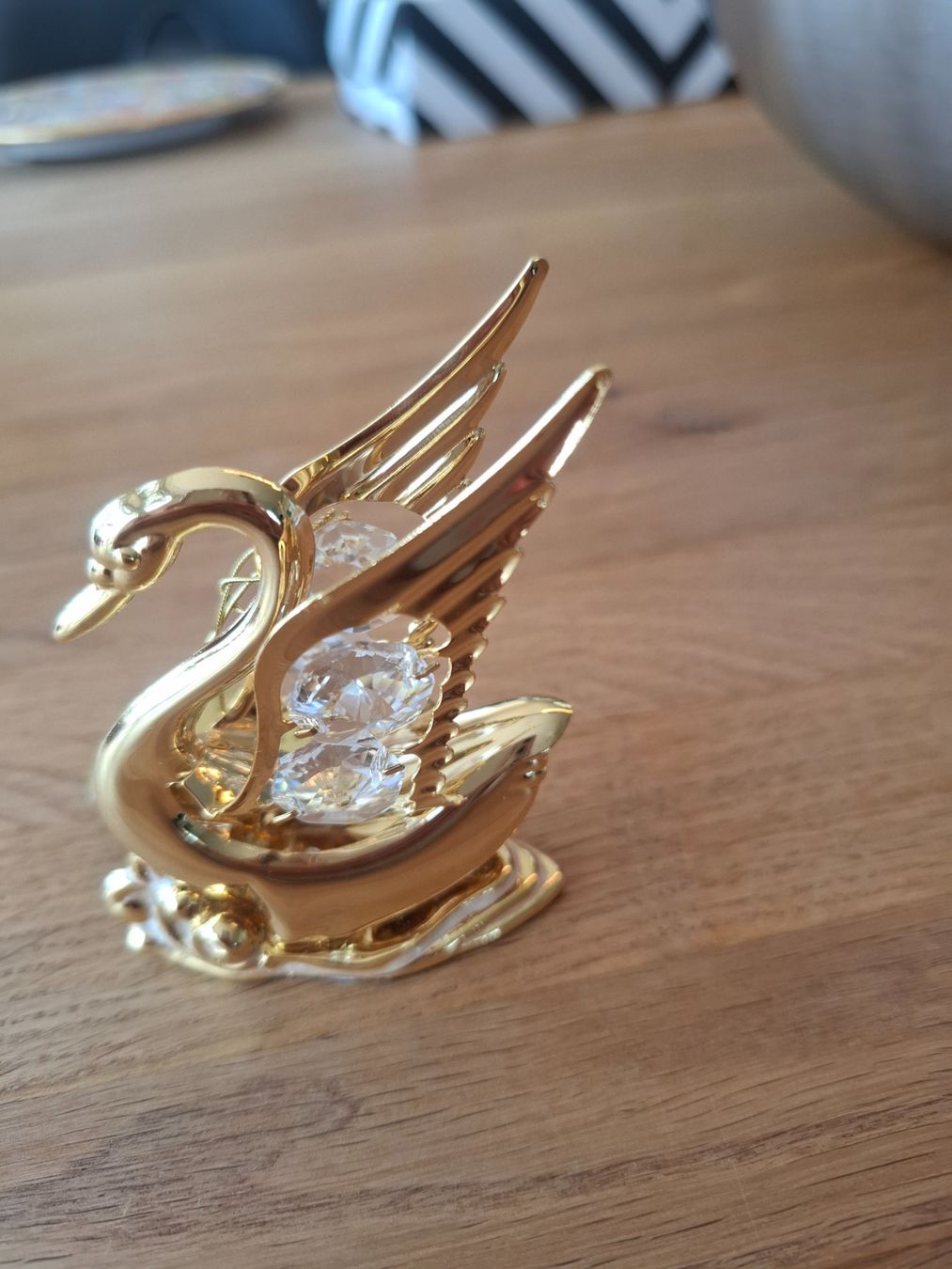Statuette: 24K Gold Crystal Swarowski Temptations Schwan, neu – Nuovo (secondo la descrizione) da Romanshorn venduto da lichtmond2022 3