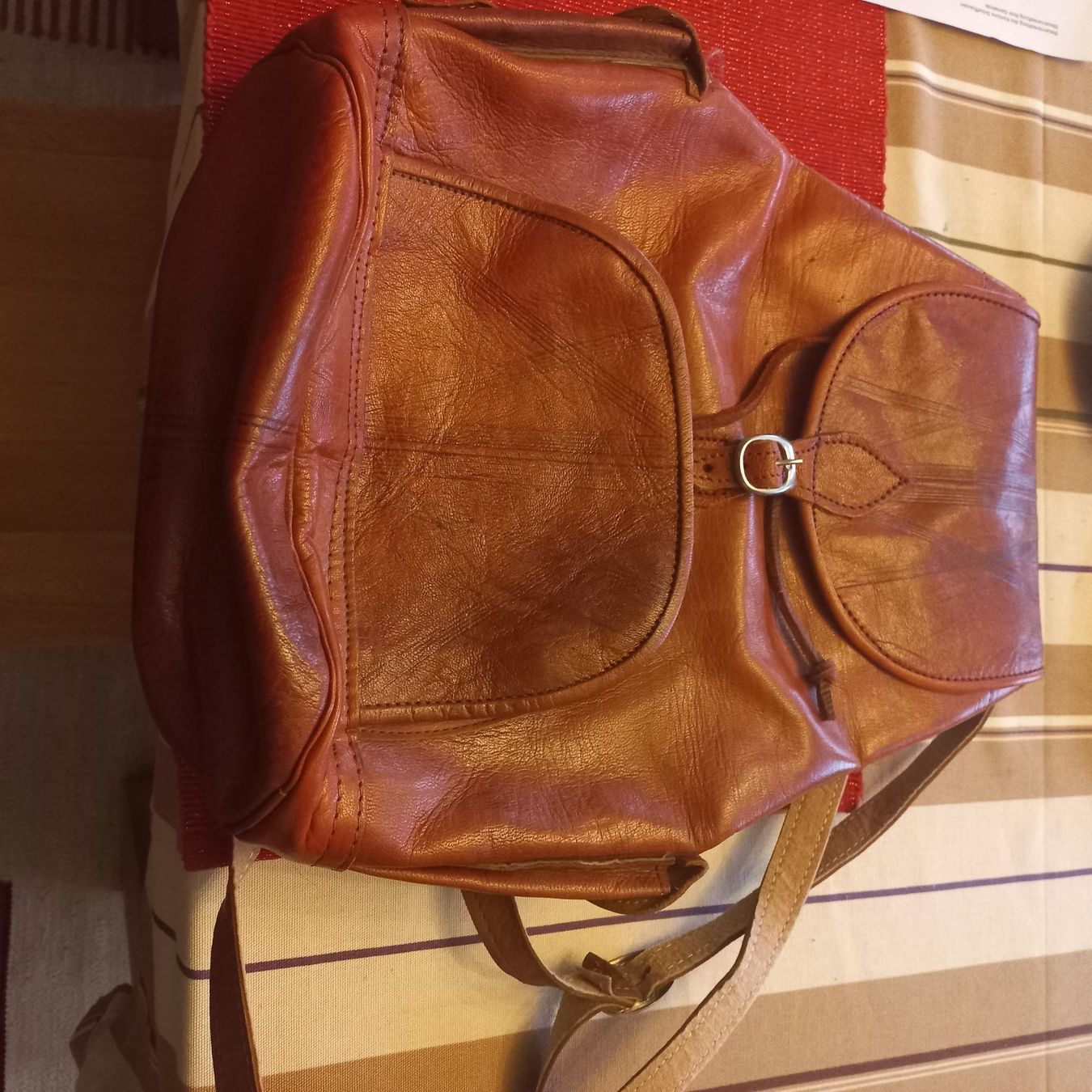Rucksäcke: Lederrucksack aus Nordafrika, neu – Neu (gemäss Beschreibung) aus Ebnat-Kappel von Youssou
