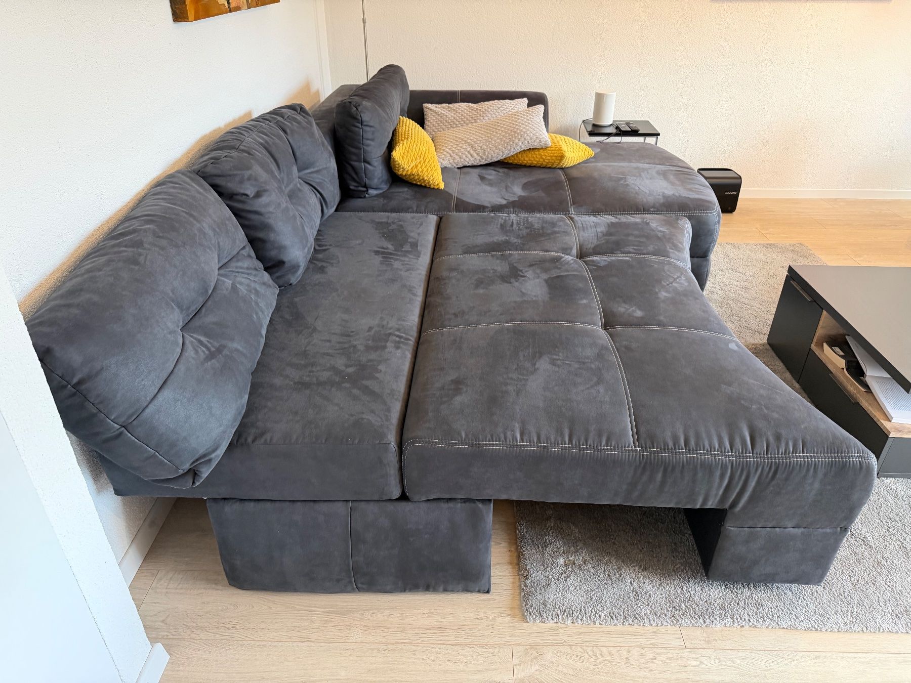 Sofas: Ecksofa in Dunkelgrau mit Schlaffunktion gebraucht – Gebraucht aus St. Gallen von Marcel8075 2
