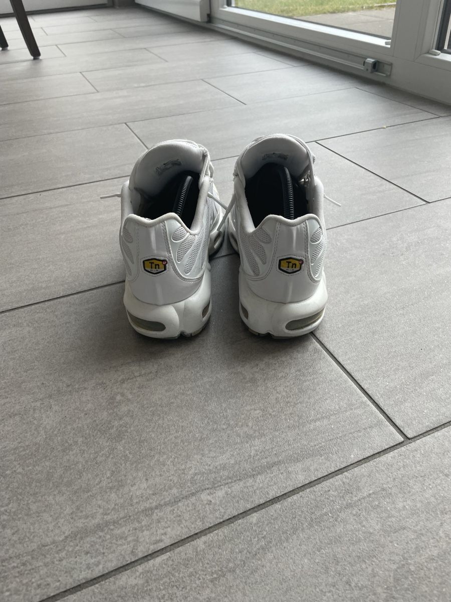 Nike Scarpe da uomo: Nike air max plus tn – Usato da Dompierre FR venduto da matmath 3