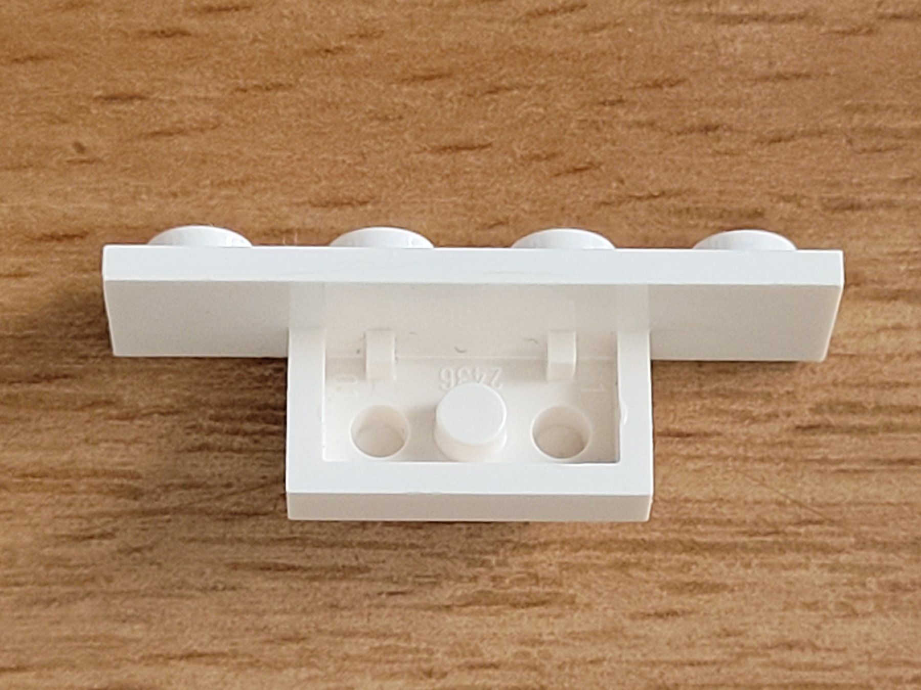 Lego Kit di costruzioni: Lego - Pièce détachée de forme spéciale - 1x blanche – Usato da Payerne venduto da tintin08 1