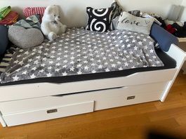 gebrauchtes Kinderbett