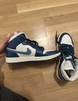 Nike Air Jordan 1 Low Ice Blue Sneakers