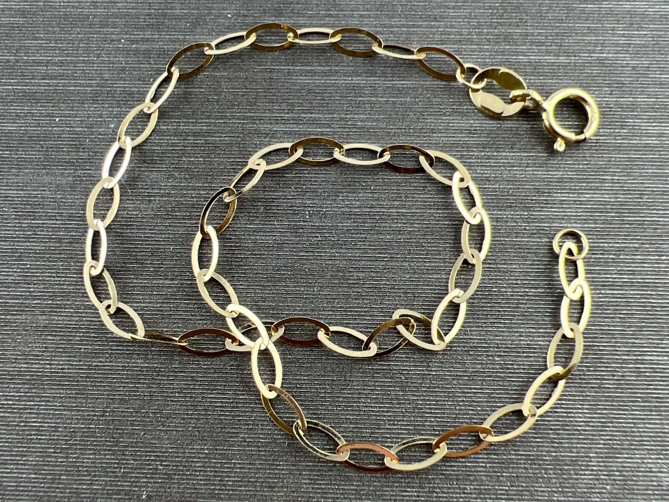 Armbänder & -reifen: Armkette 750 Gold – Gebraucht aus Niederuzwil von leo_8857