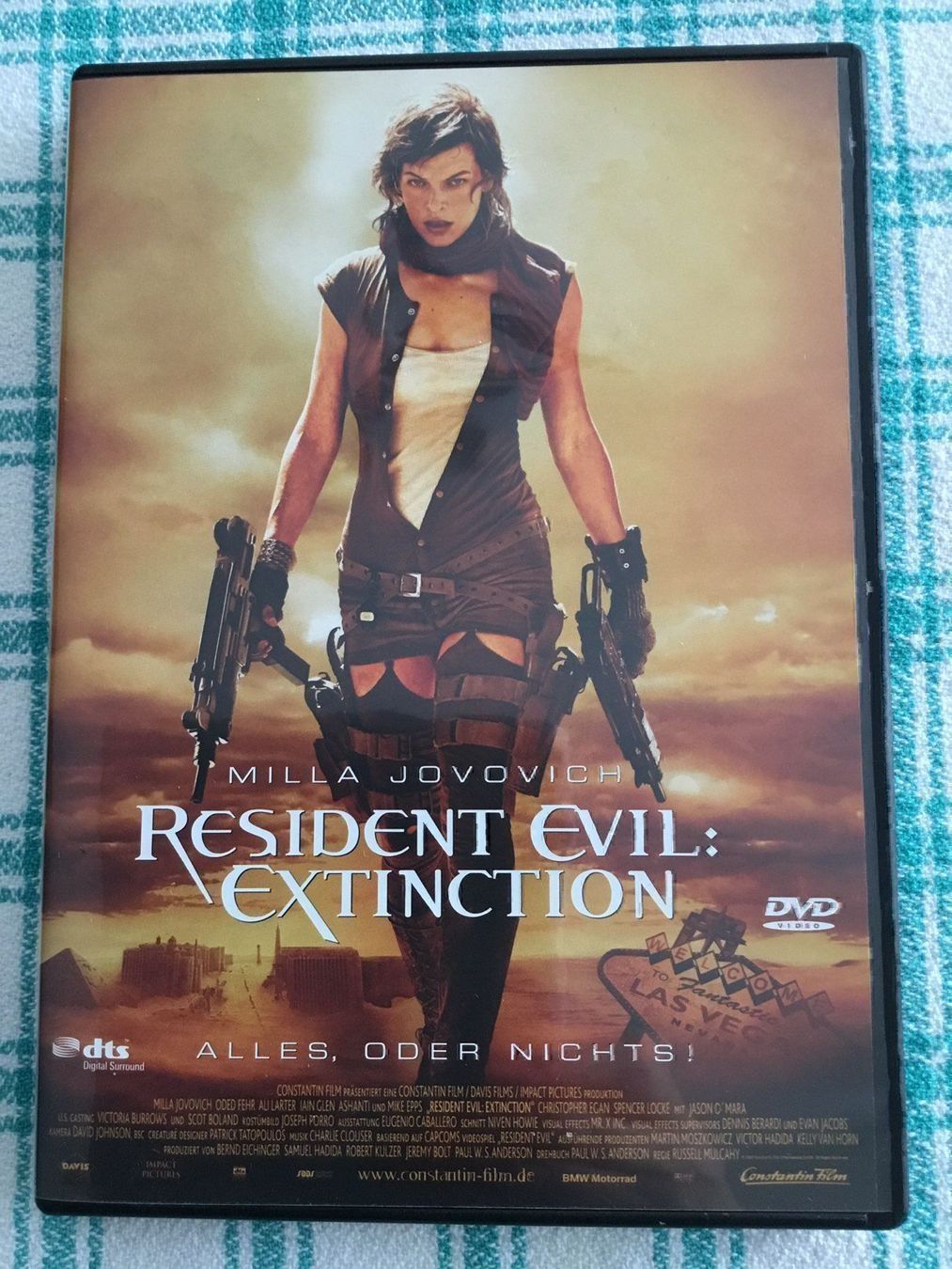 Tutti i DVDs: Resident Evil: Extinction dvd – Nuovo (secondo la descrizione) da Blauen venduto da berlingo65